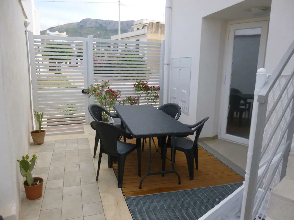 Charm Holiday Terrasini Vakantiehuis