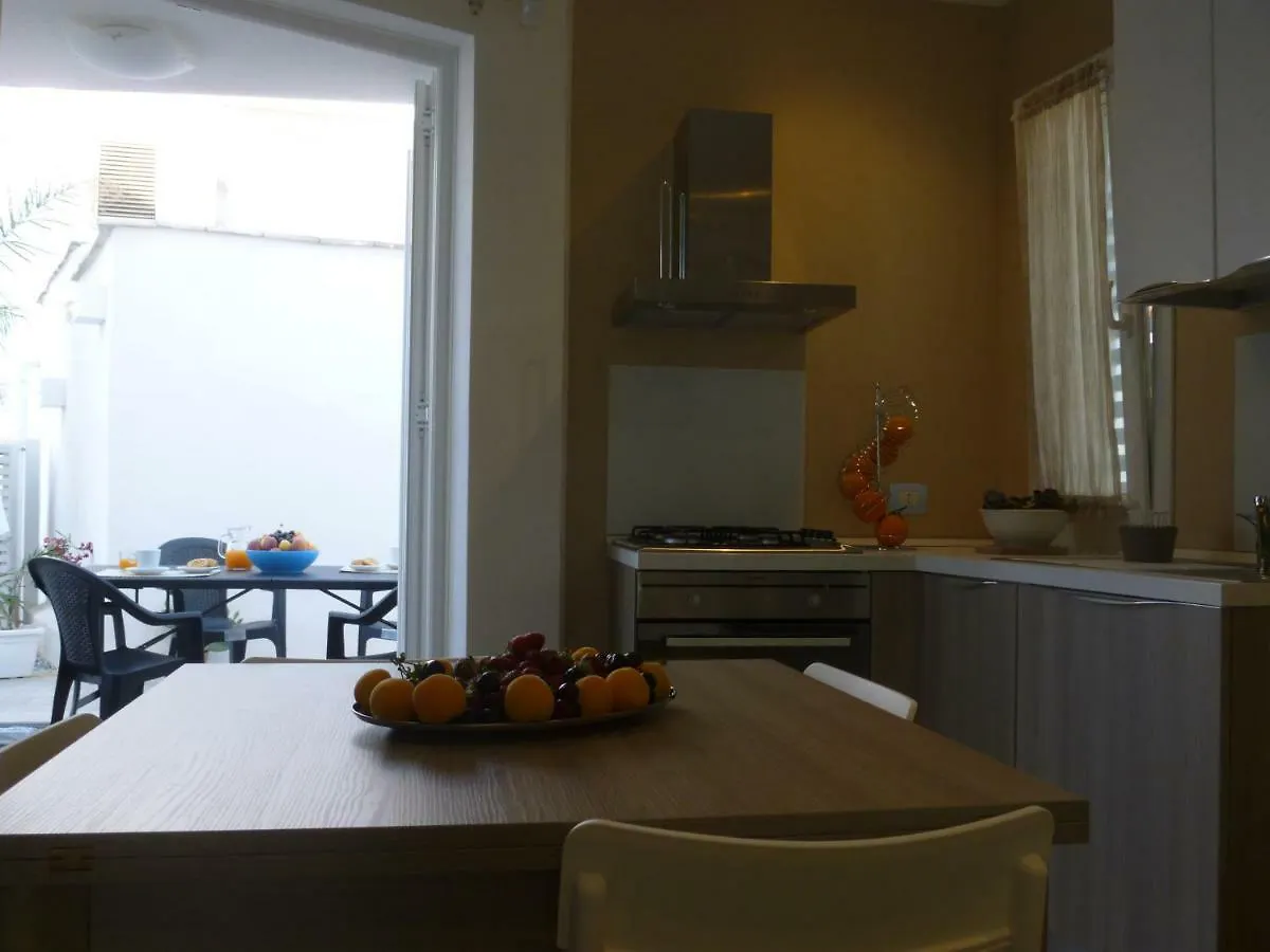 Vakantiehuis Charm Holiday Terrasini Italië